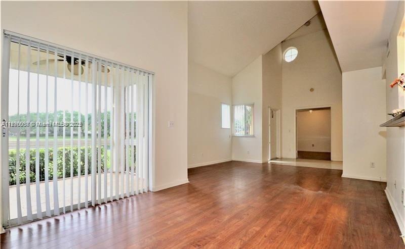 COLONNADES CONDO - Residential Lease