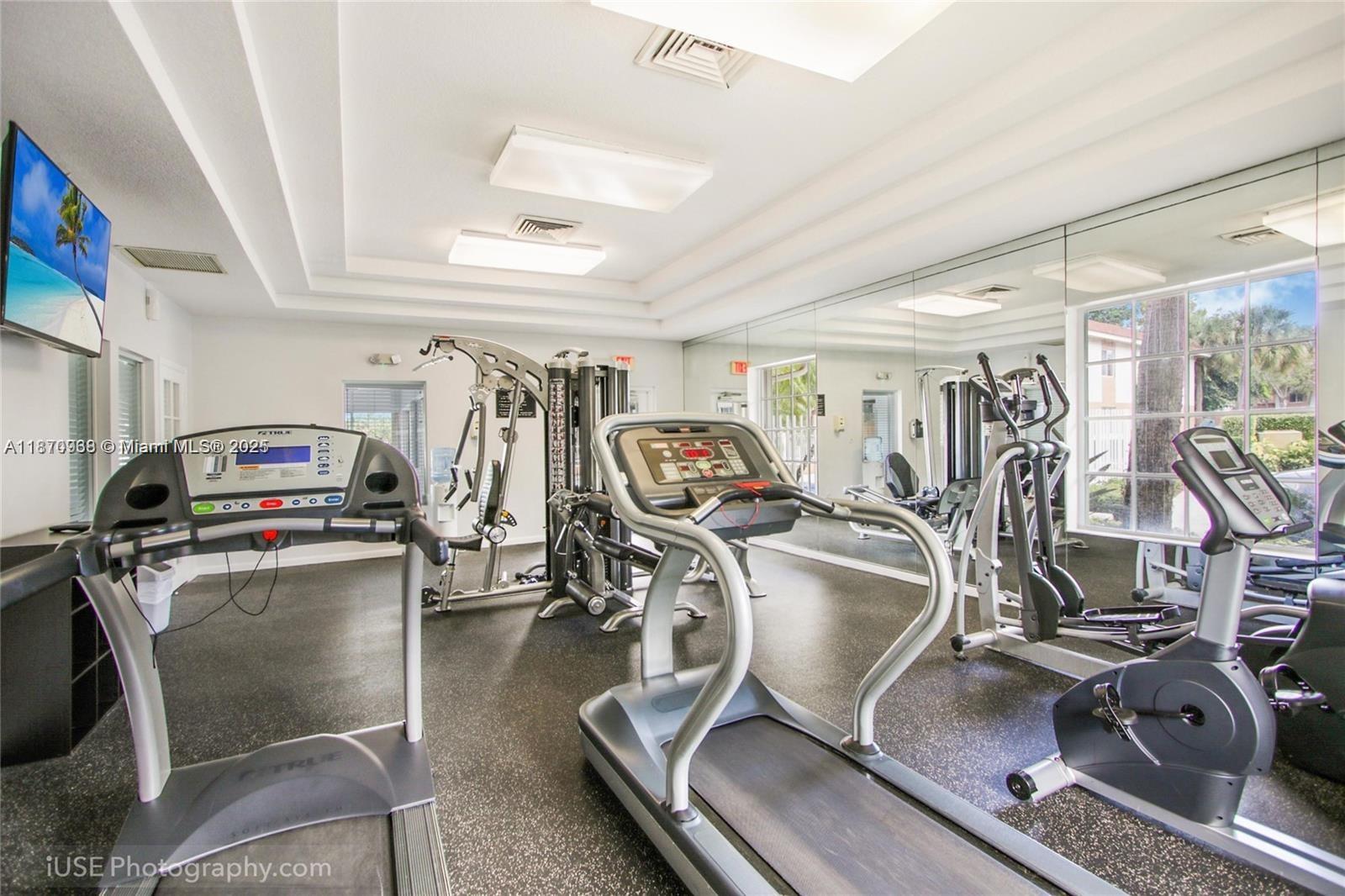 COLONNADES CONDO - Residential Lease