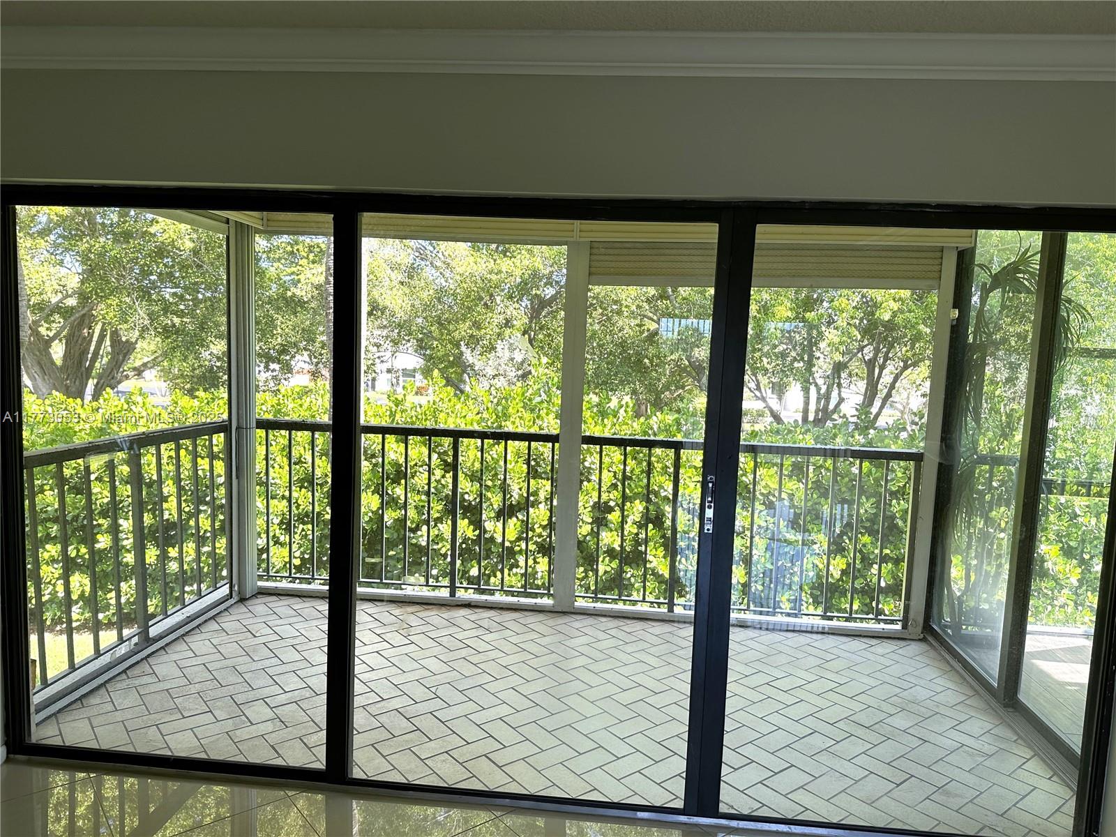 PALM VILLAS CONDO APTS - Residential Lease