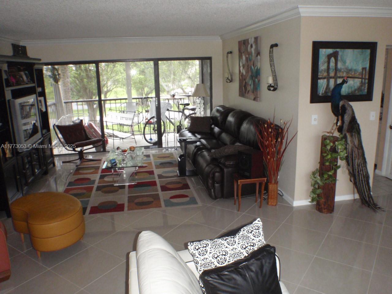 PALM VILLAS CONDO APTS - Residential Lease