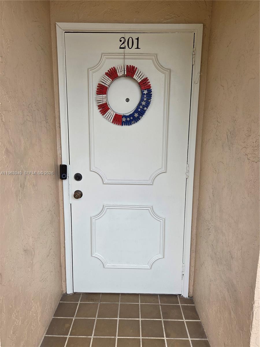 GREENS CONDO APTS PHASE I - Residential