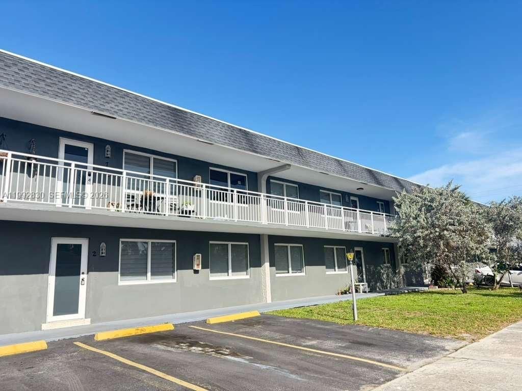 Photo of 920 SE 2nd Ave #2, Hallandale Beach, FL 33009 (MLS # A11992830)