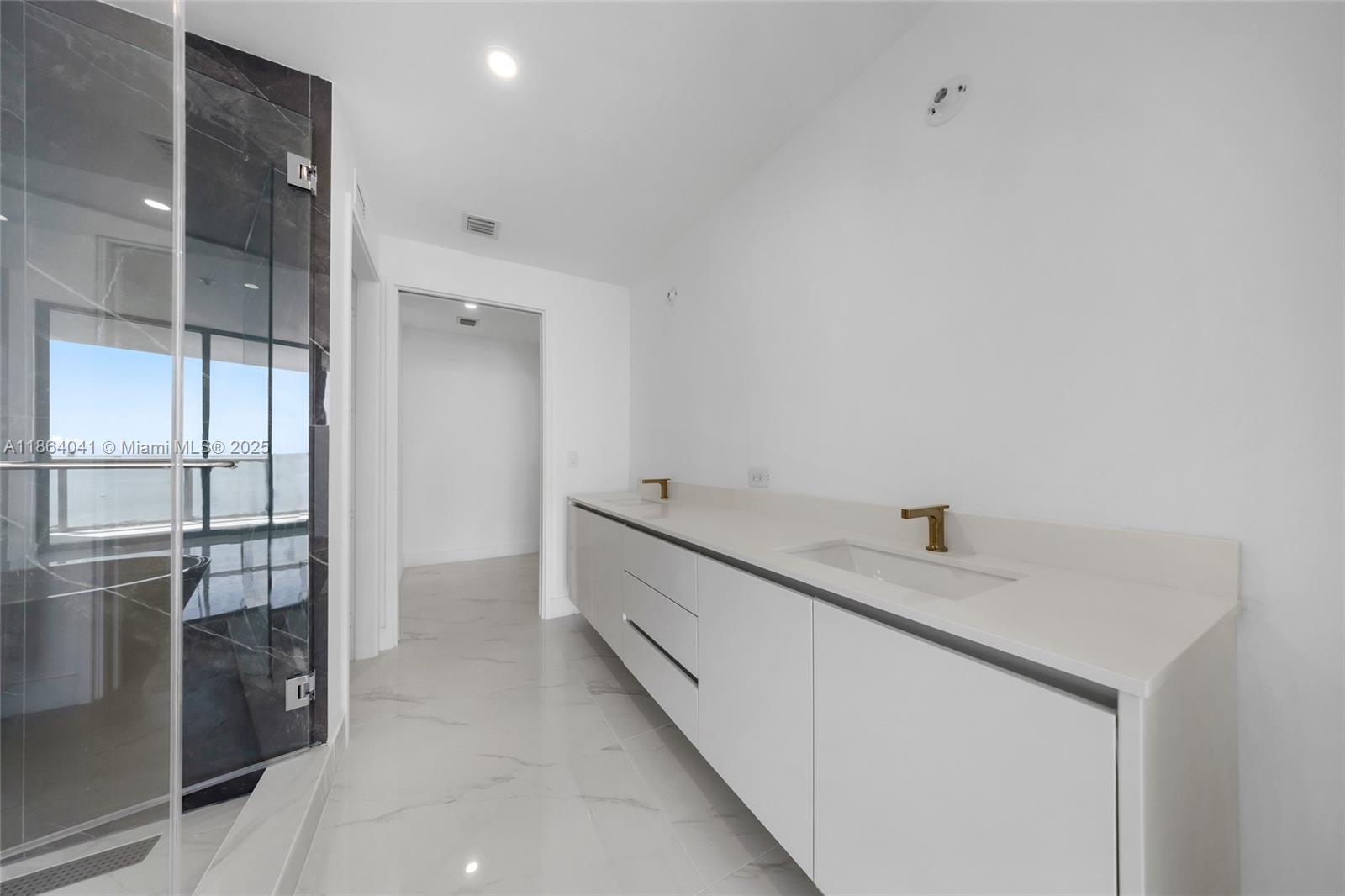 Aria reserve Miami - Residential