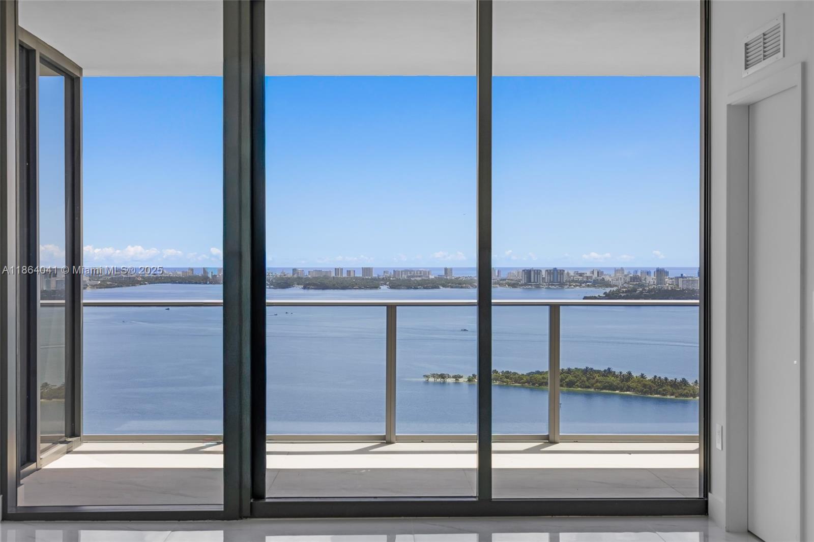 Aria reserve Miami - Residential