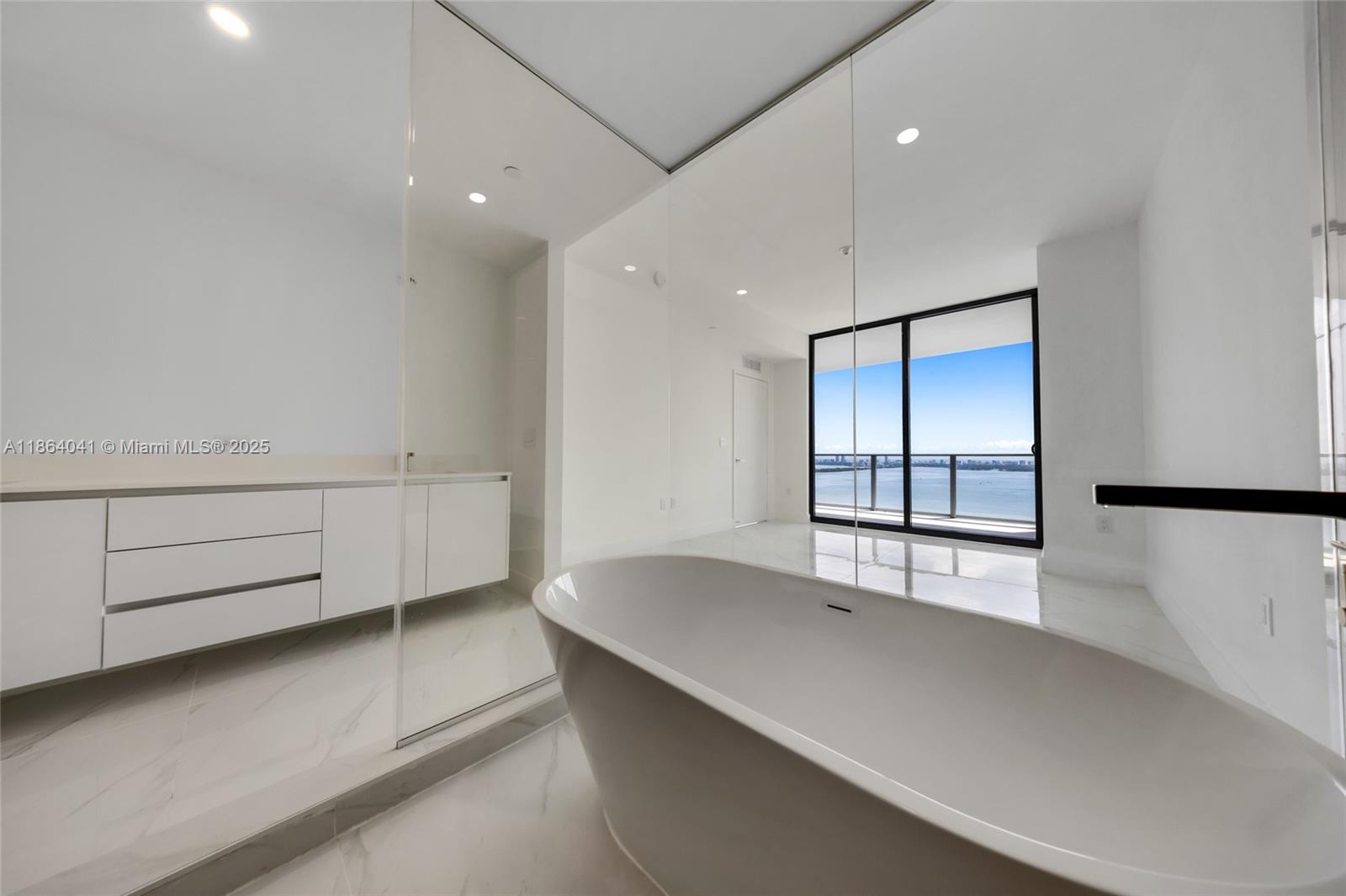 Aria reserve Miami - Residential