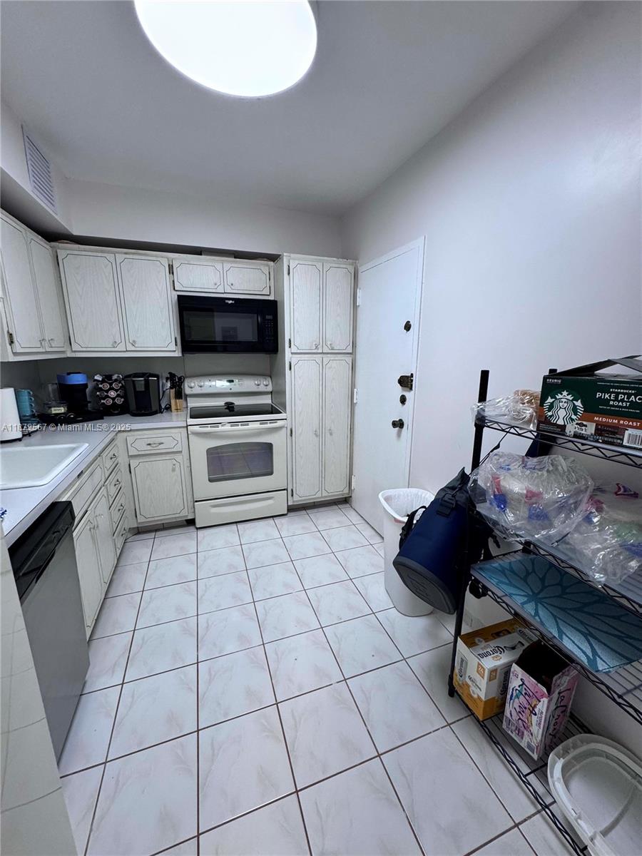 HEMISPHERES CONDO - Residential