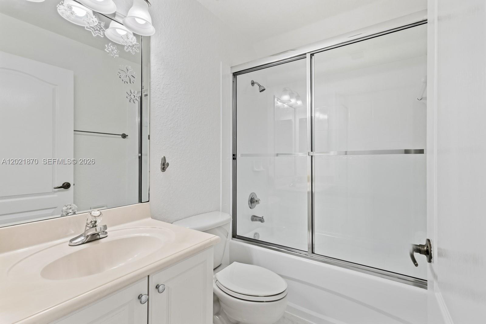 ISLANDS AT DORAL TOWNHOME - Residential