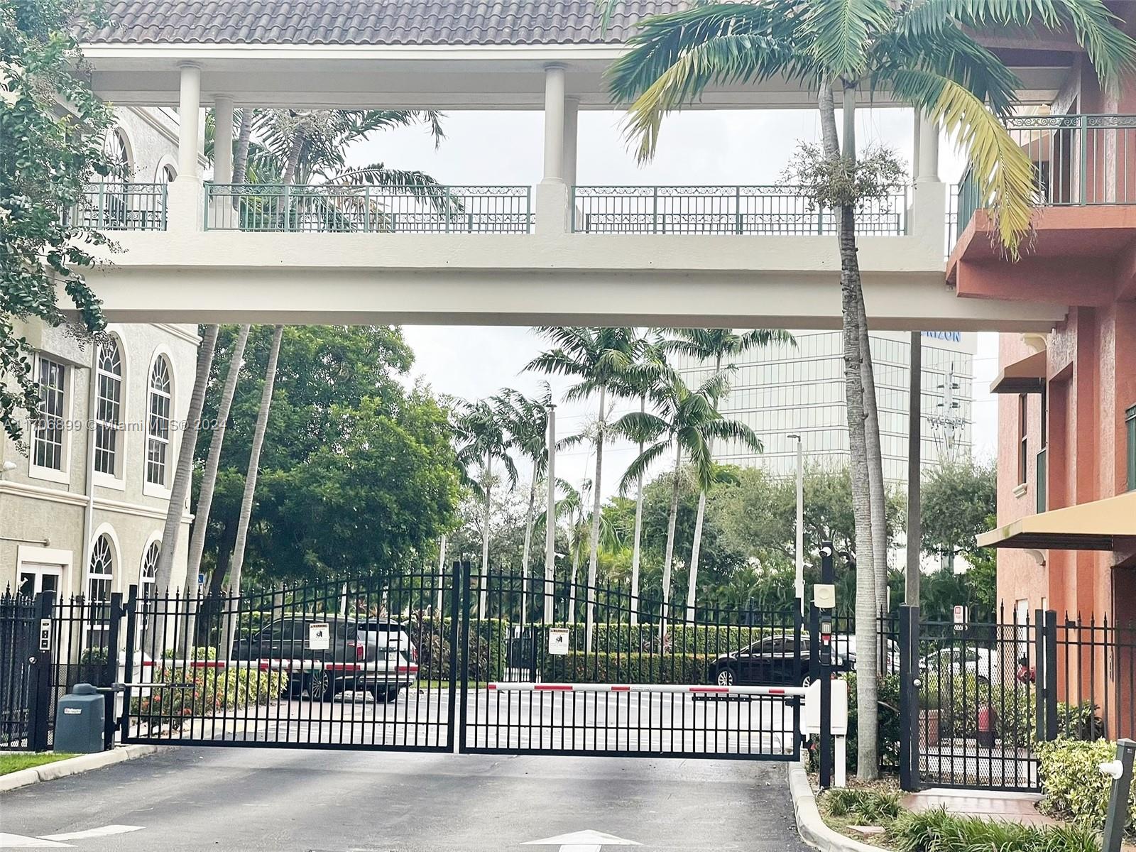 PARK PLACE CONDO - Residential Lease