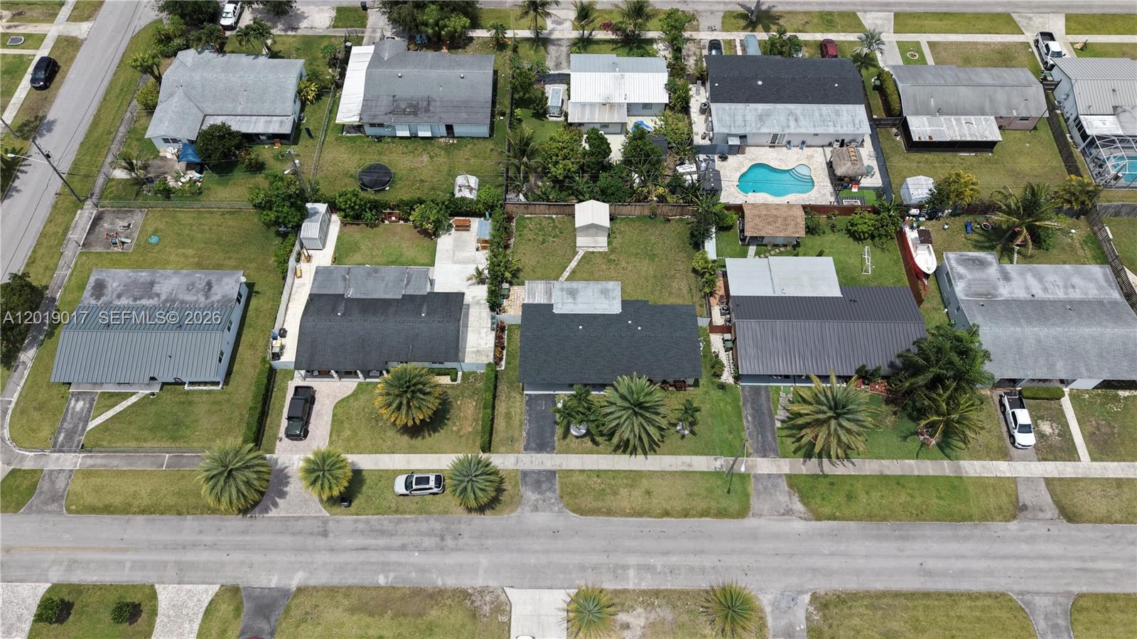 KING ROBERT - Residential