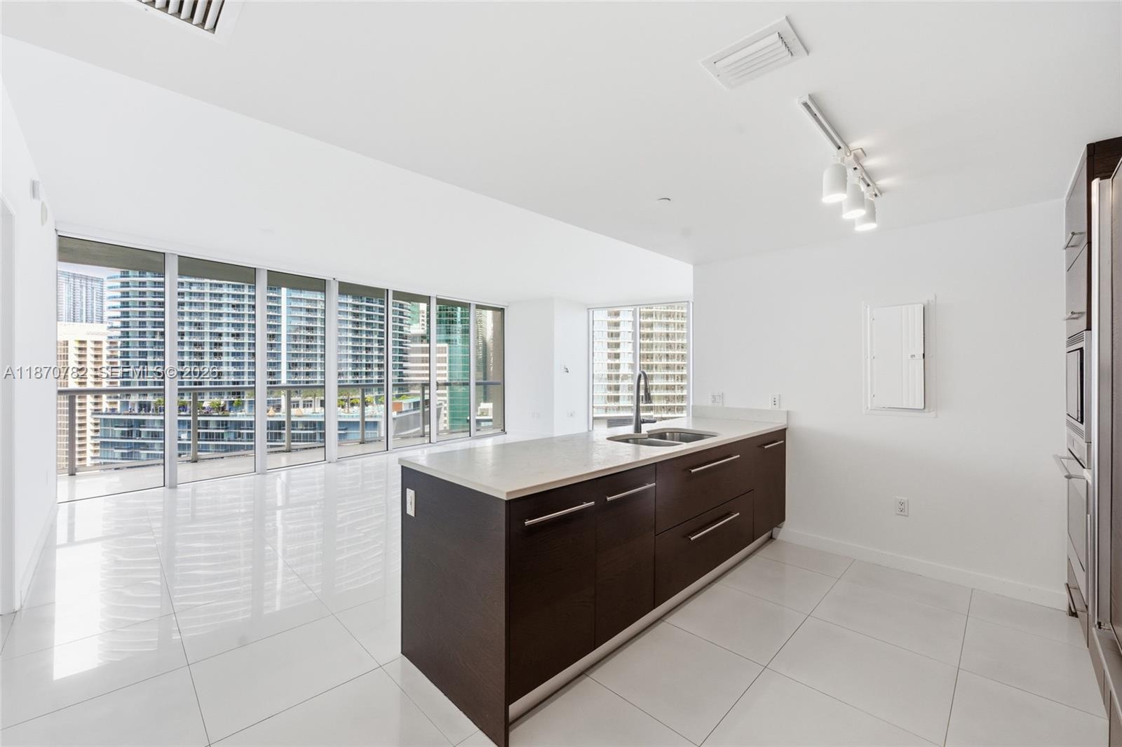 ICON BRICKELL CONDO NO 1 - Residential