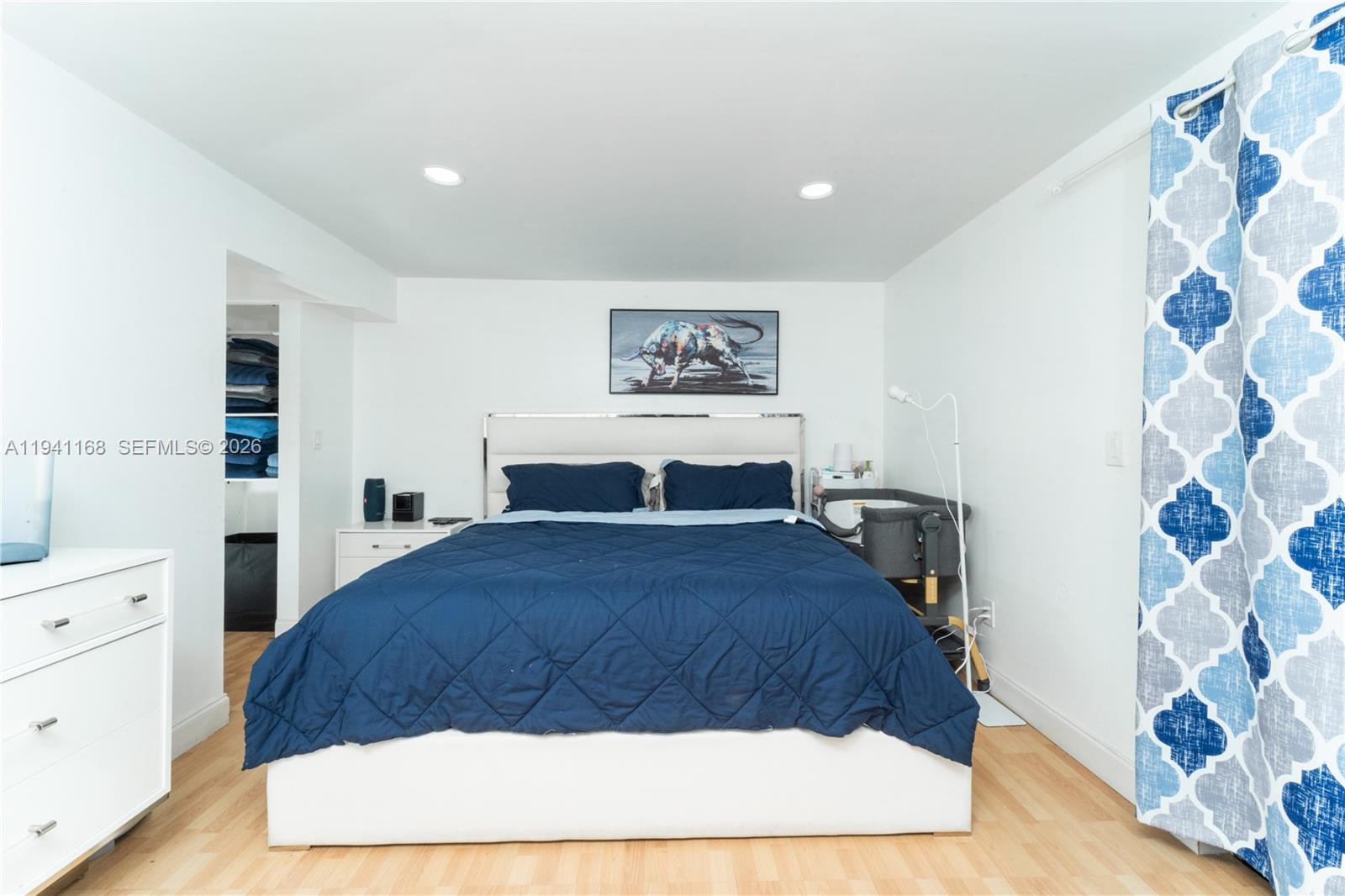 OMEGA CONDO NO 8 - Residential