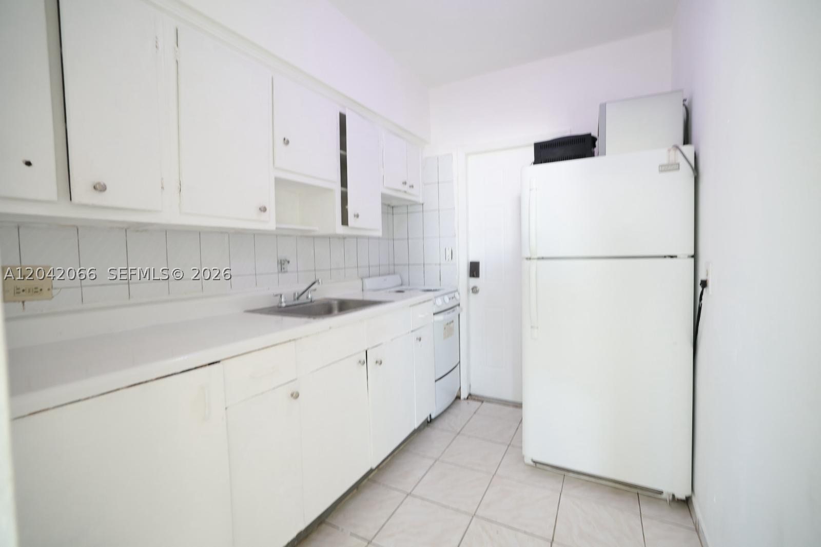 Photo 1 of 7 — 770 83rd St 3, Miami Beach, FL 33141