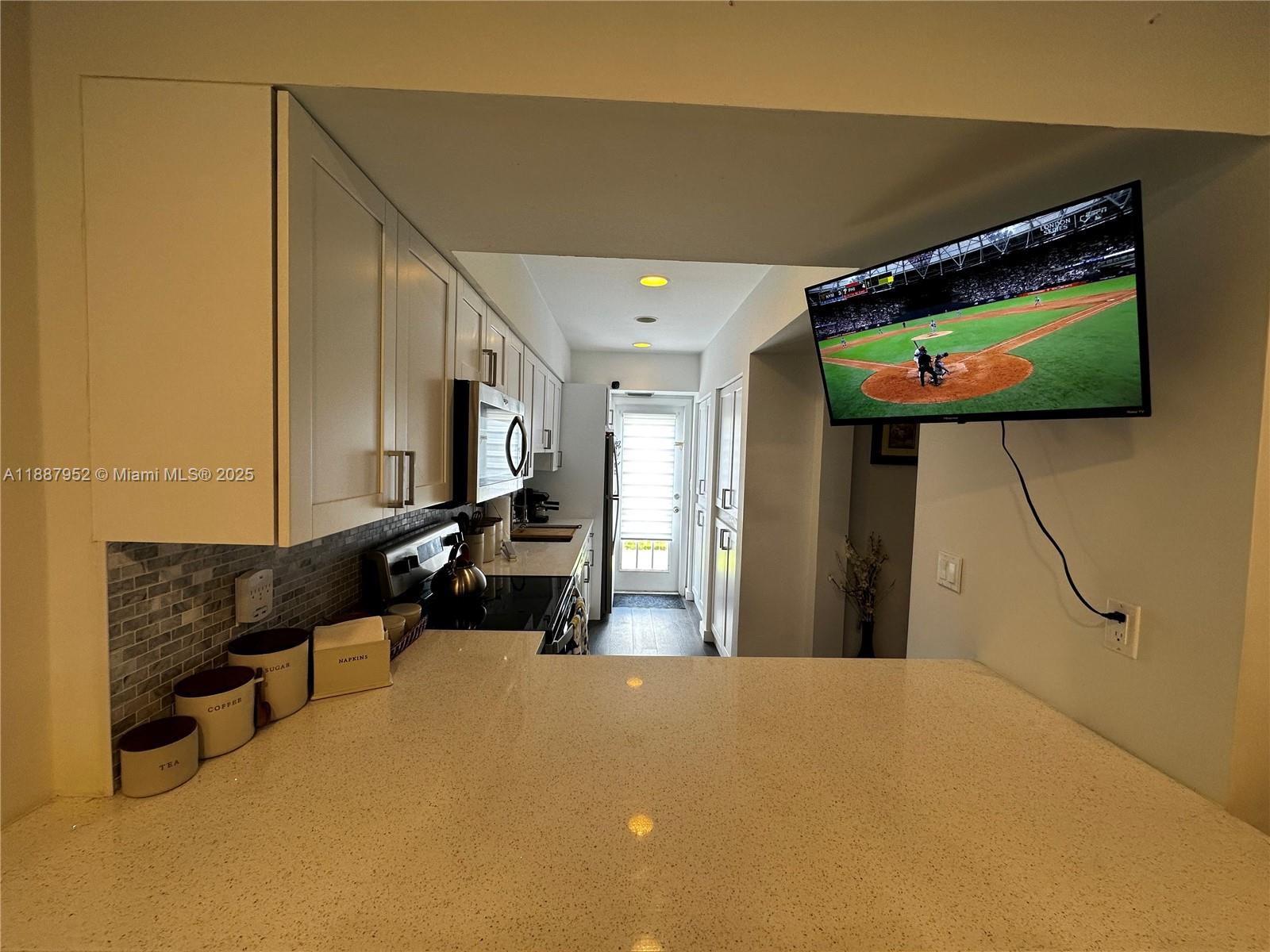 HAYLOFTS OF CORAL SPRINGS - Residential Lease