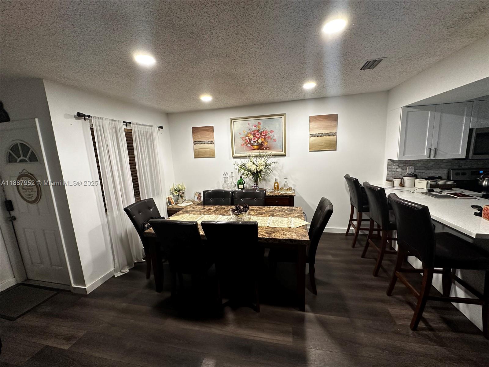 HAYLOFTS OF CORAL SPRINGS - Residential Lease