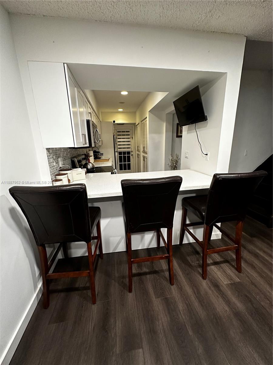 HAYLOFTS OF CORAL SPRINGS - Residential Lease