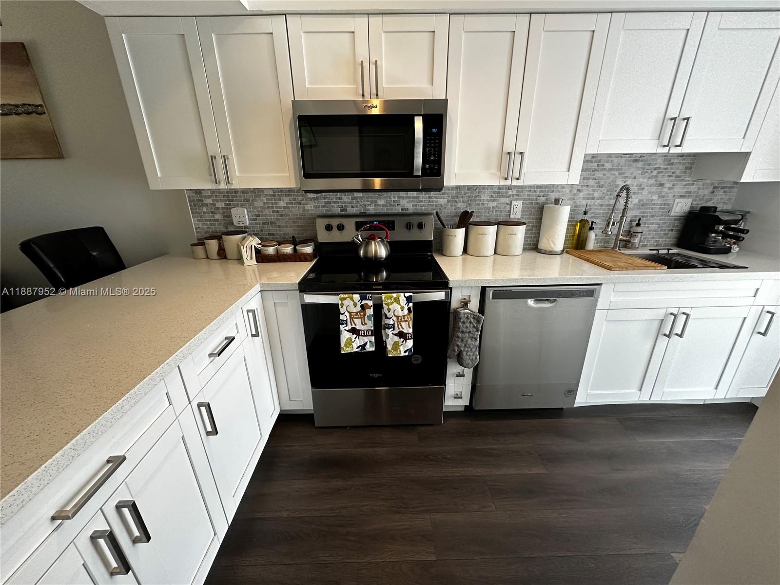HAYLOFTS OF CORAL SPRINGS - Residential Lease