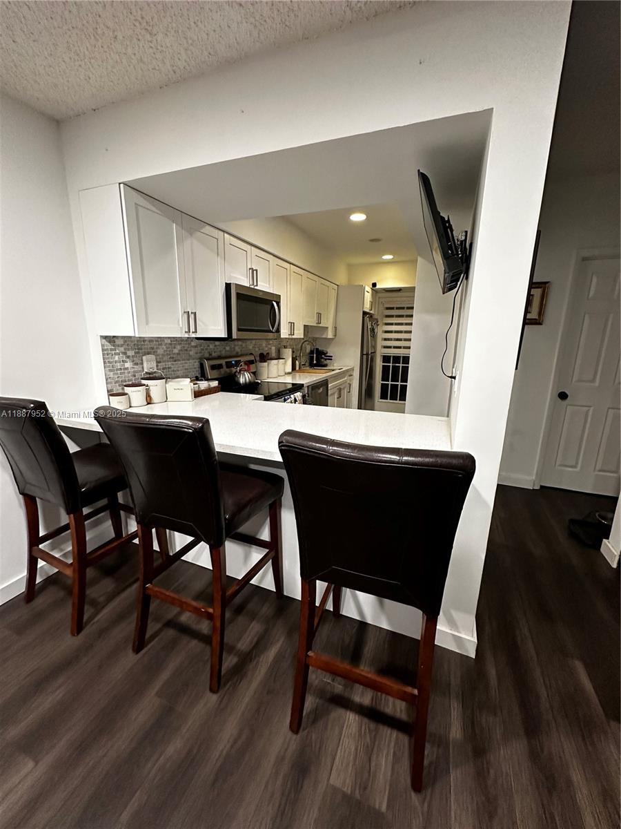 HAYLOFTS OF CORAL SPRINGS - Residential Lease