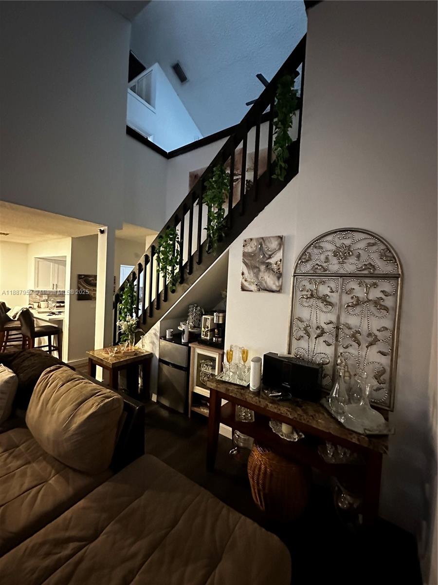 HAYLOFTS OF CORAL SPRINGS - Residential Lease