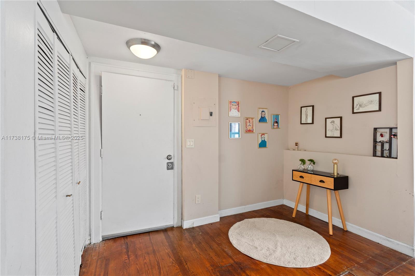 PALM GARDEN CONDO - Residential
