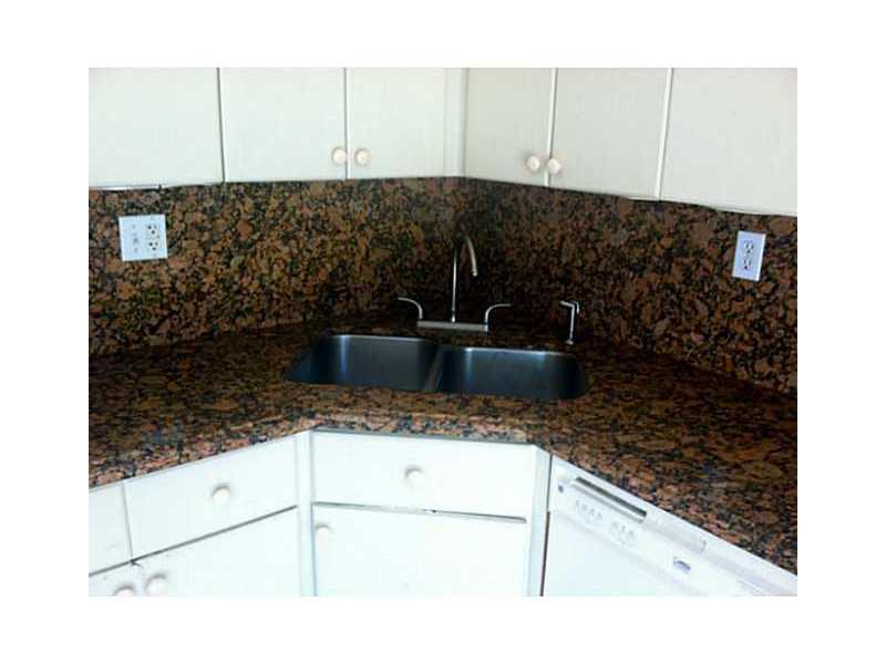 MARINERS COVE - Residential Lease