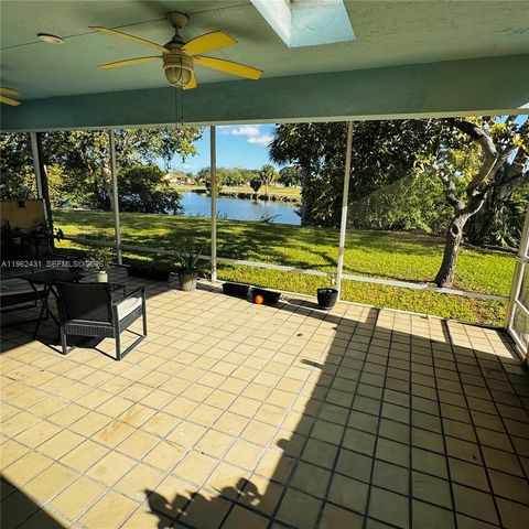 6695 SW 138th Ct Miami FL 33183