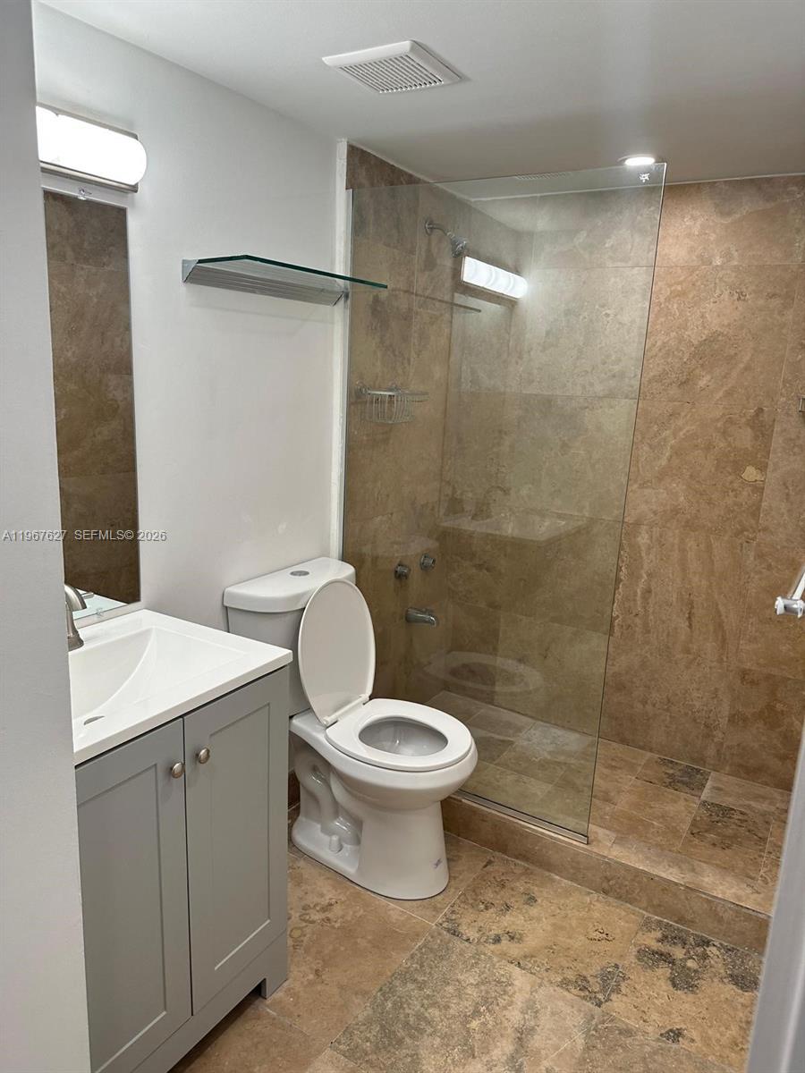 PALM GARDENS CONDO - Residential Lease