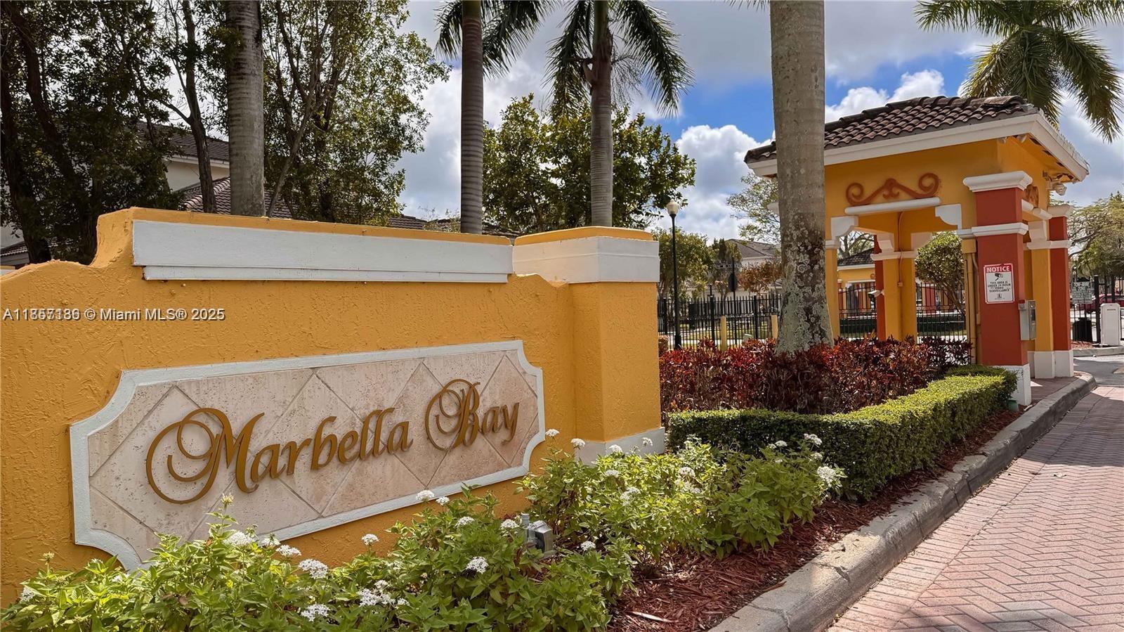 MARBELLA BAY - Residential