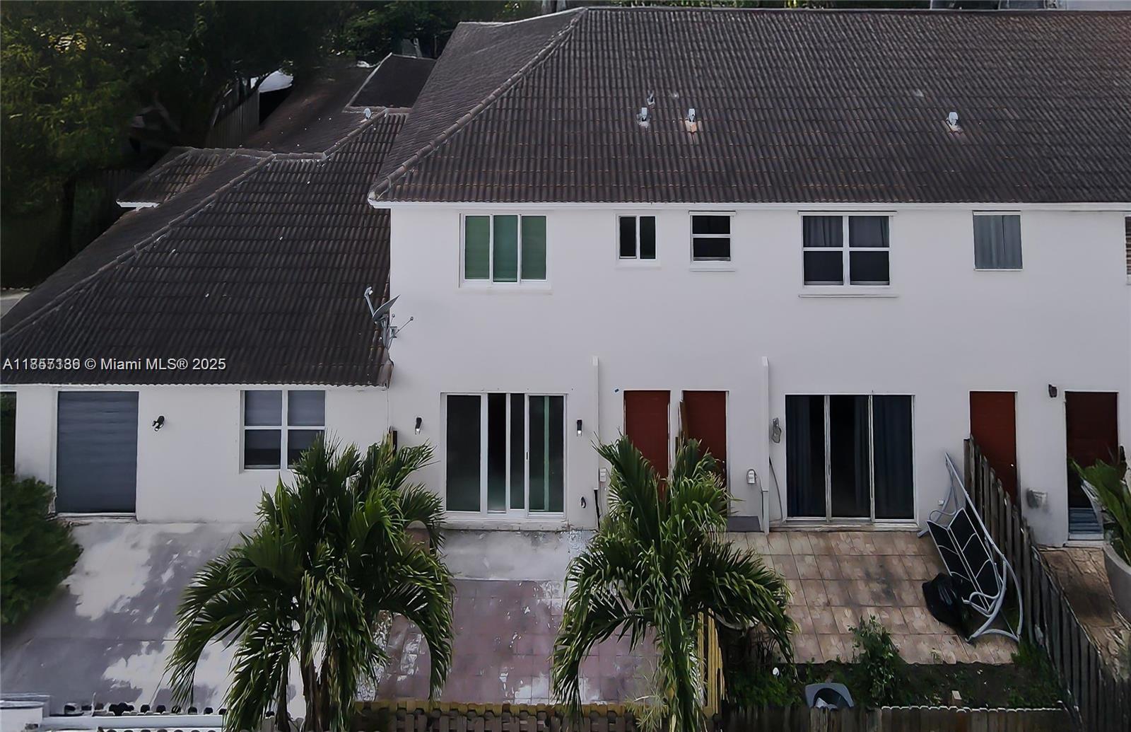 MARBELLA BAY - Residential