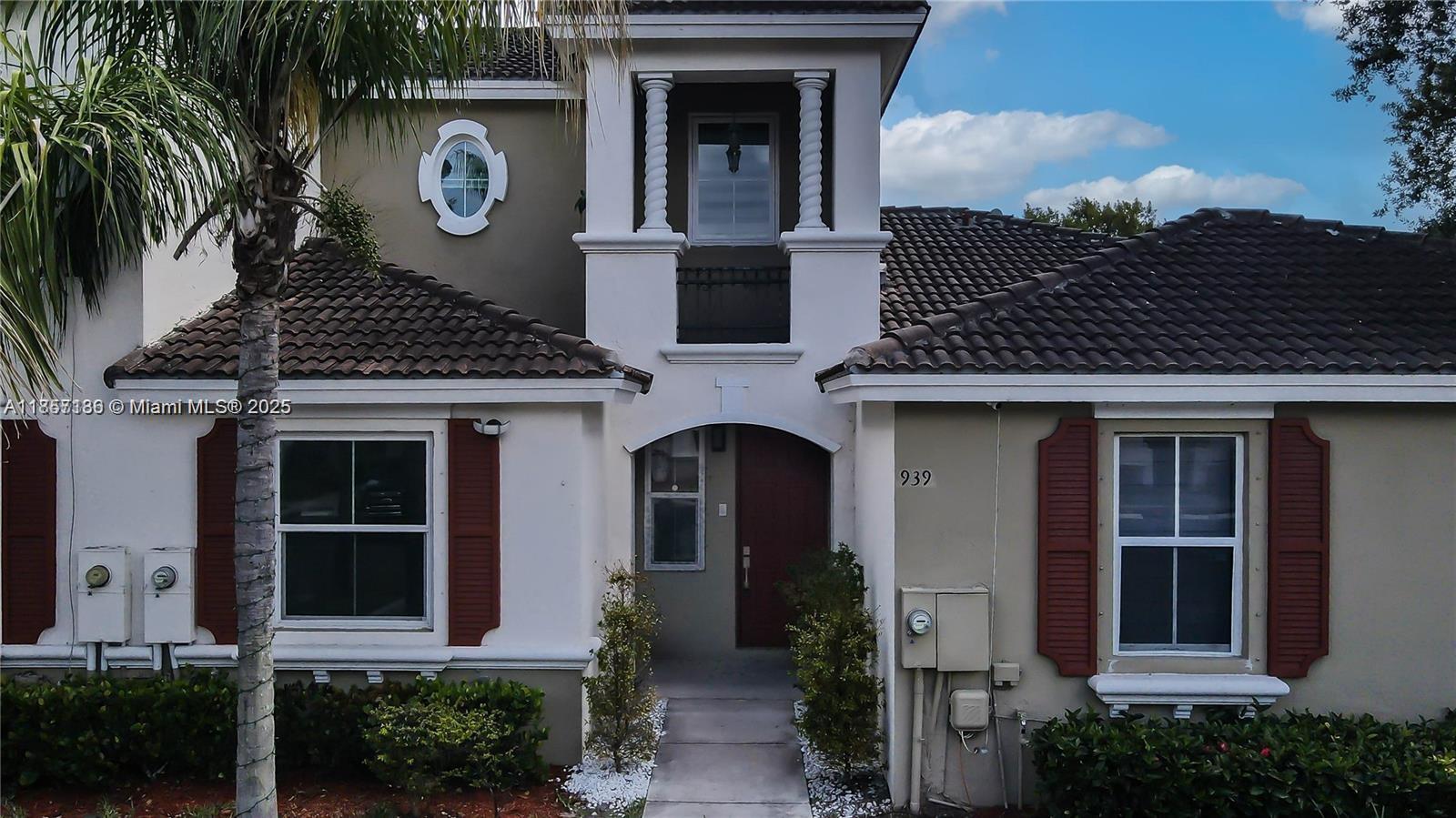 MARBELLA BAY - Residential