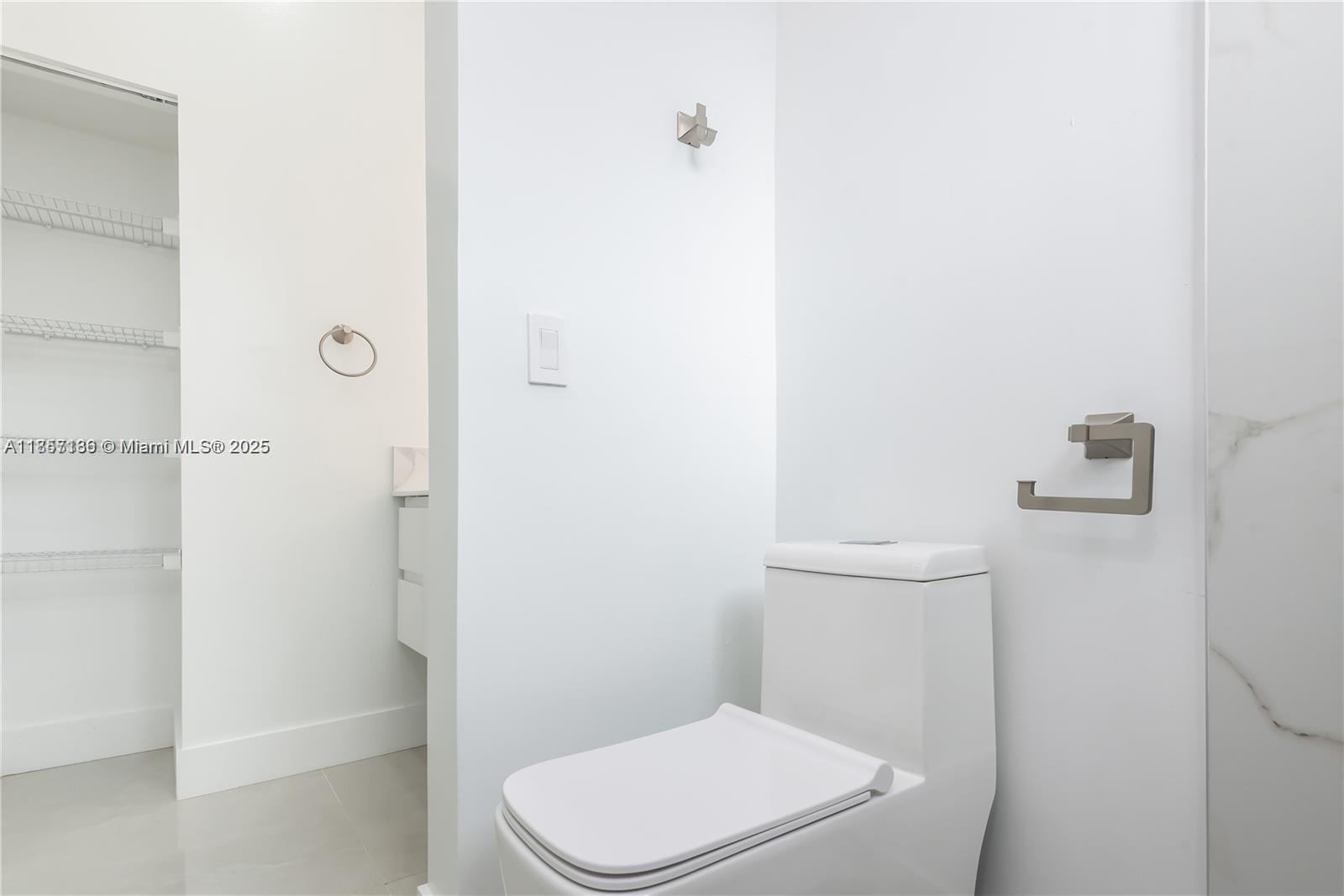 MARBELLA BAY - Residential