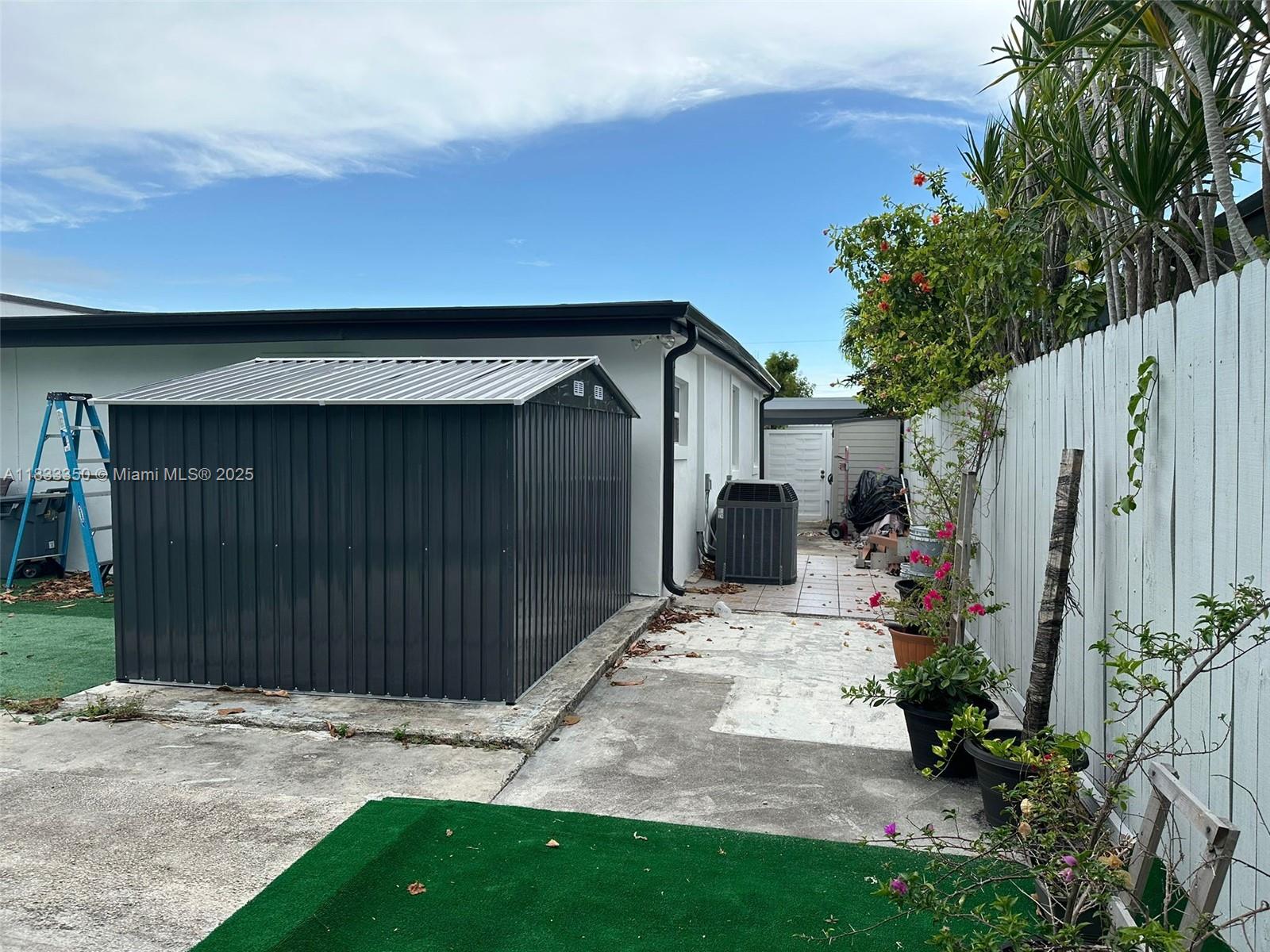 11351 SW 40th Ter