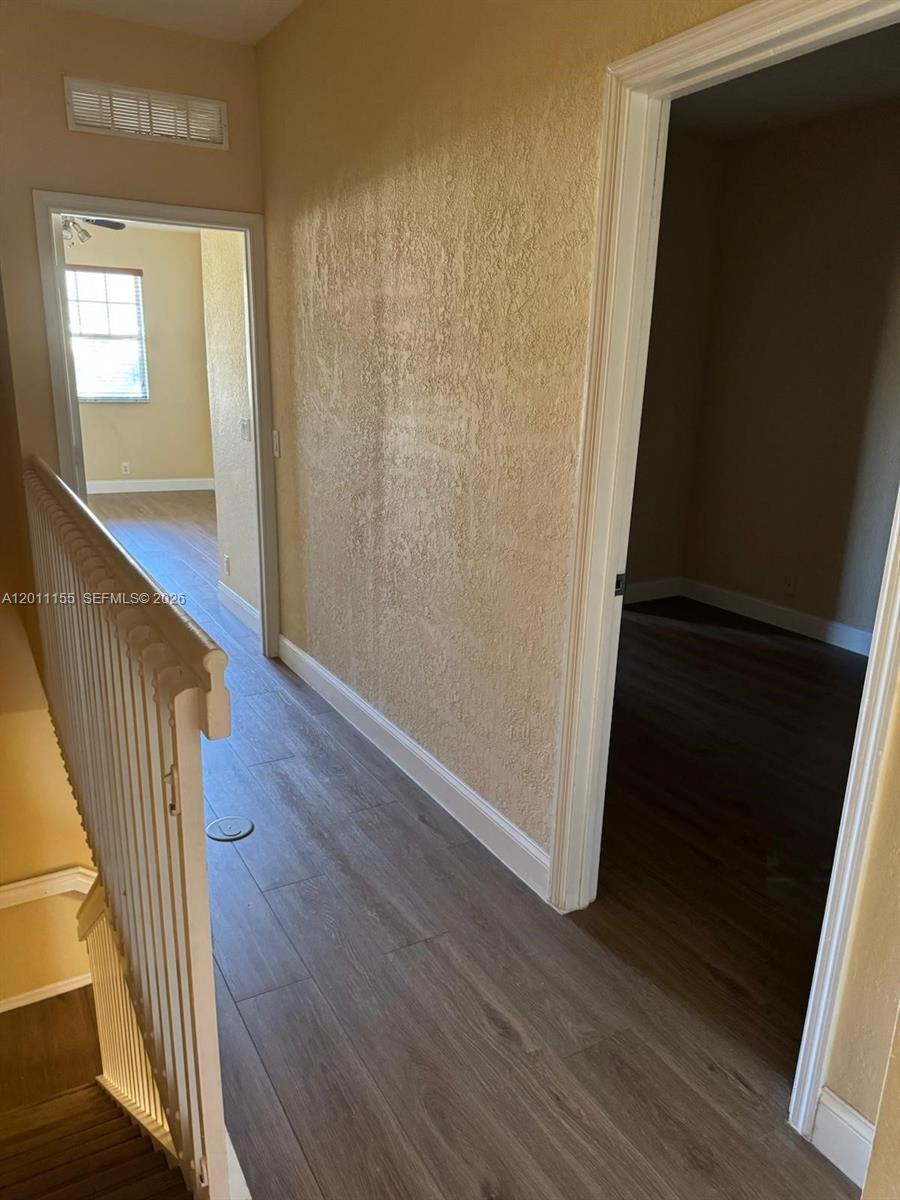 CARRIAGE HOMES AT BENTLEY - Residential