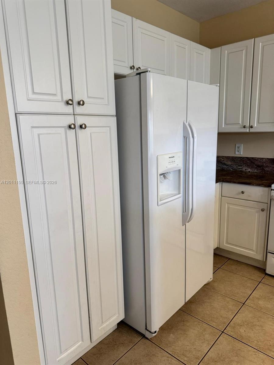 CARRIAGE HOMES AT BENTLEY - Residential