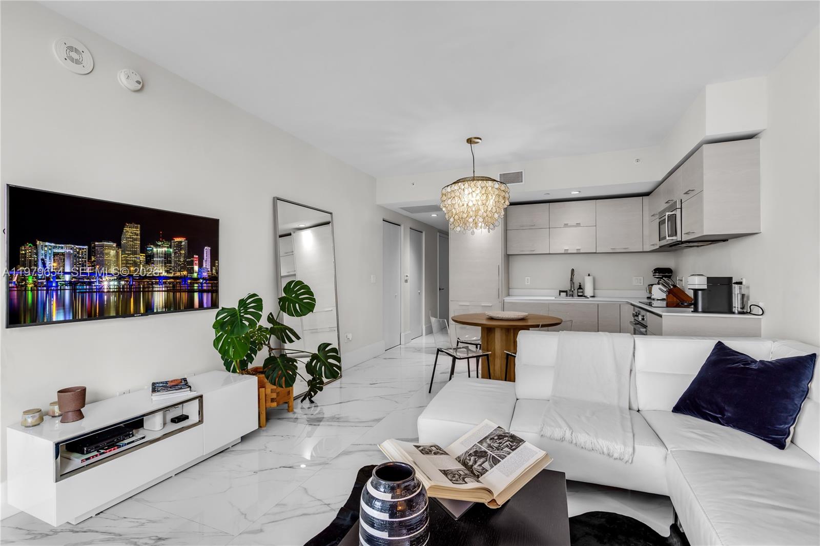 1300 S MIAMI AVENUE CONDO - Residential Lease