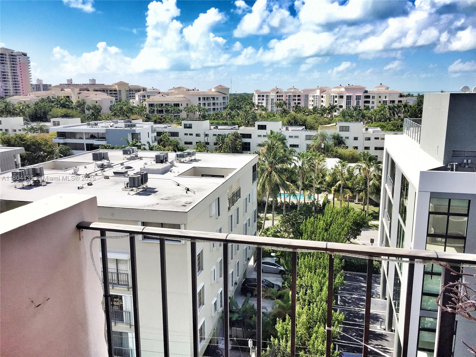 575 Crandon Blvd 808