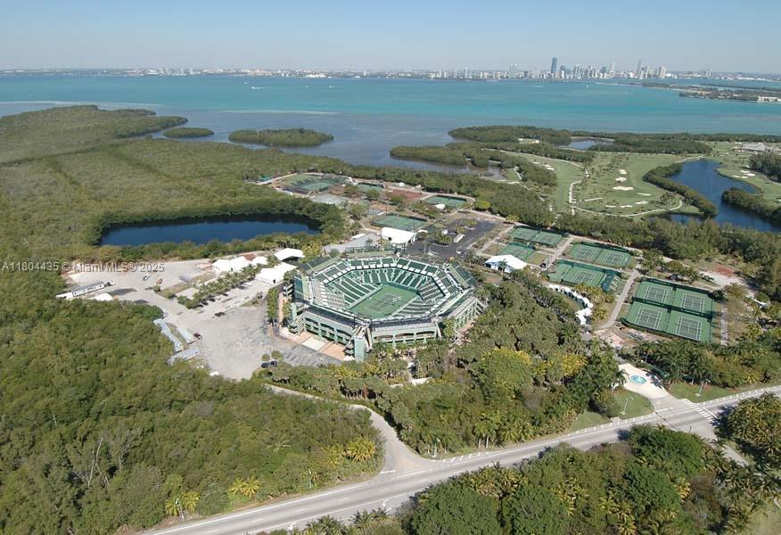 KEY BISC AMBASSADOR CONDO - Residential