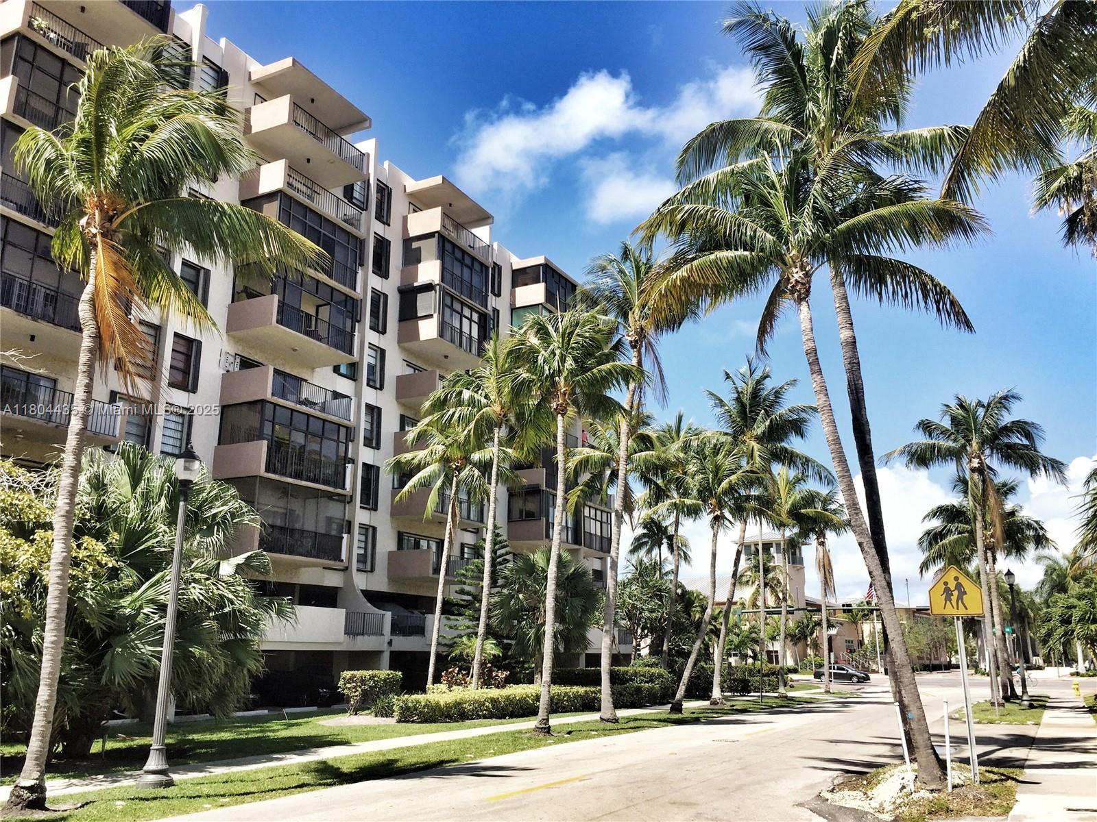 575 Crandon Blvd 808, Key Biscayne, Miami-Dade County, Florida - 2 Bedrooms  
2 Bathrooms - 