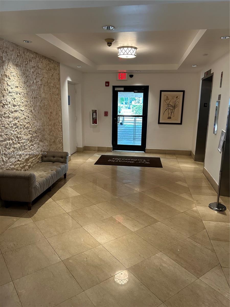 KEY BISC AMBASSADOR CONDO - Residential