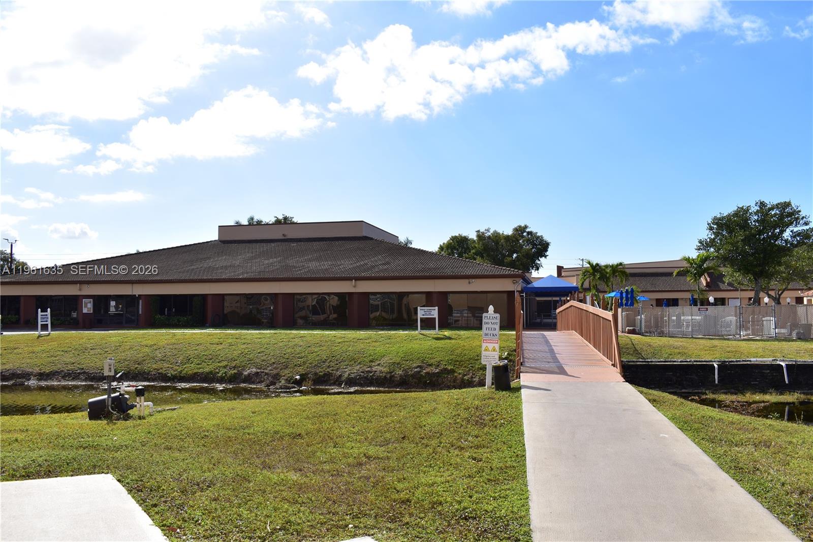 SUNRISE LAKES 108 CONDO - Residential