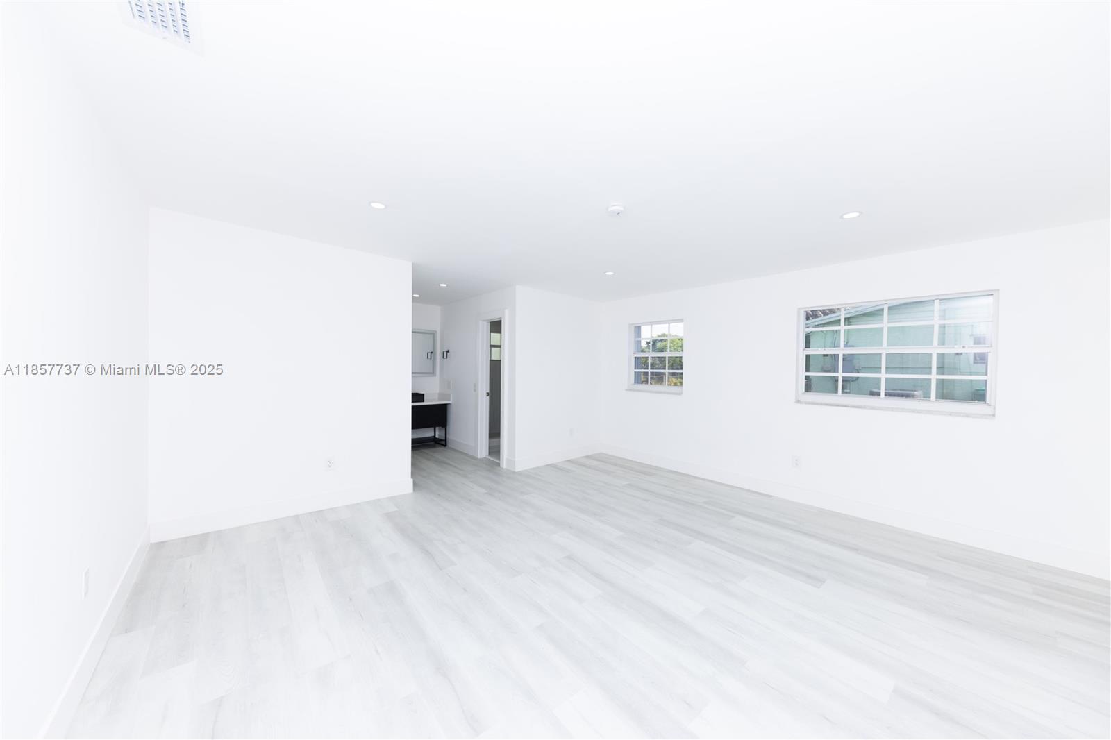 CAROL CITY 4TH ADDN - Residential