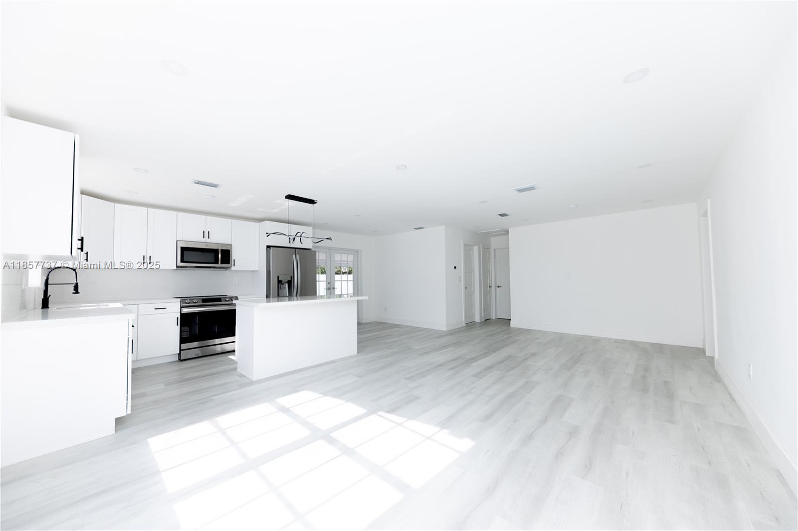 CAROL CITY 4TH ADDN - Residential