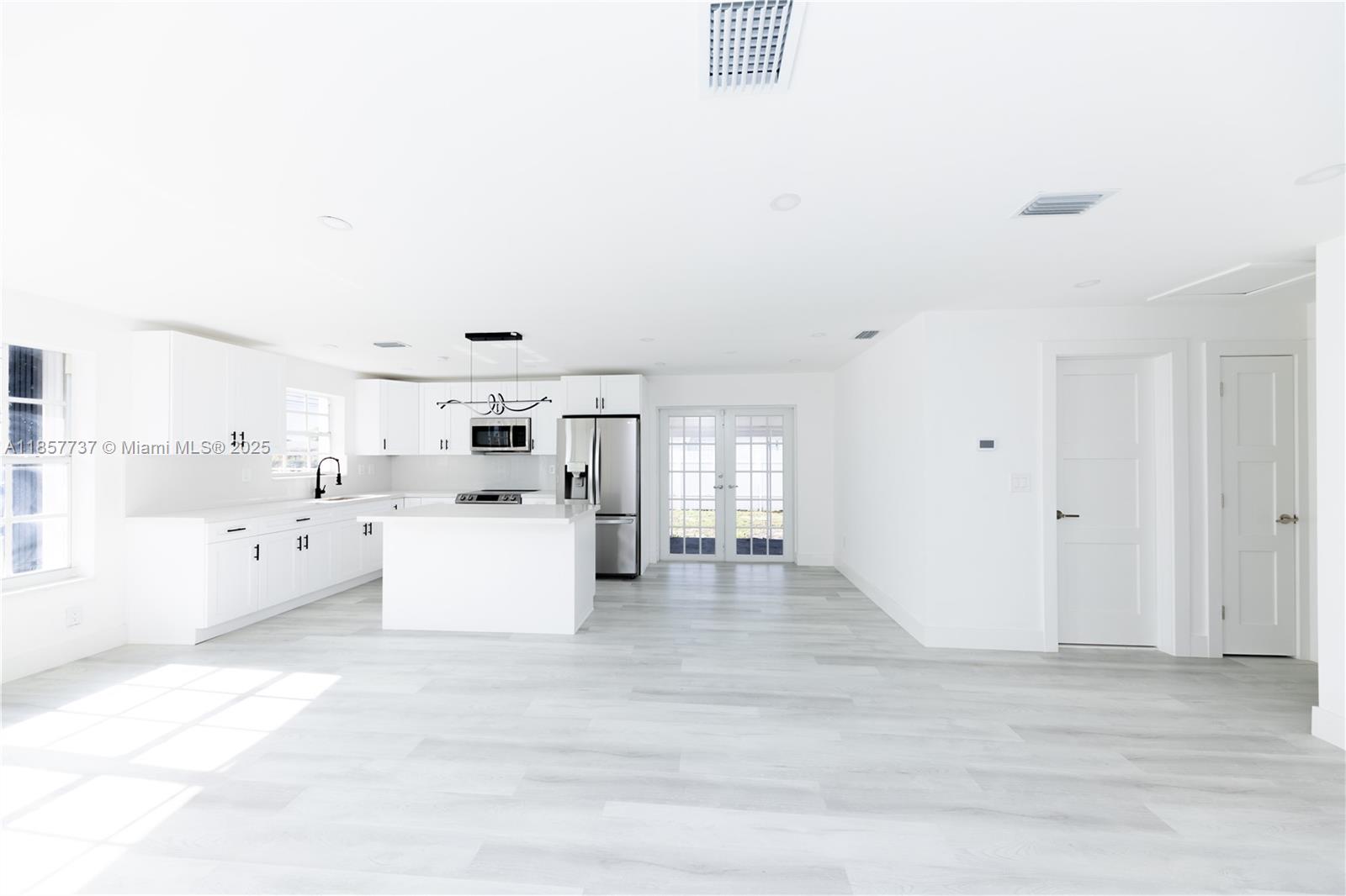 CAROL CITY 4TH ADDN - Residential