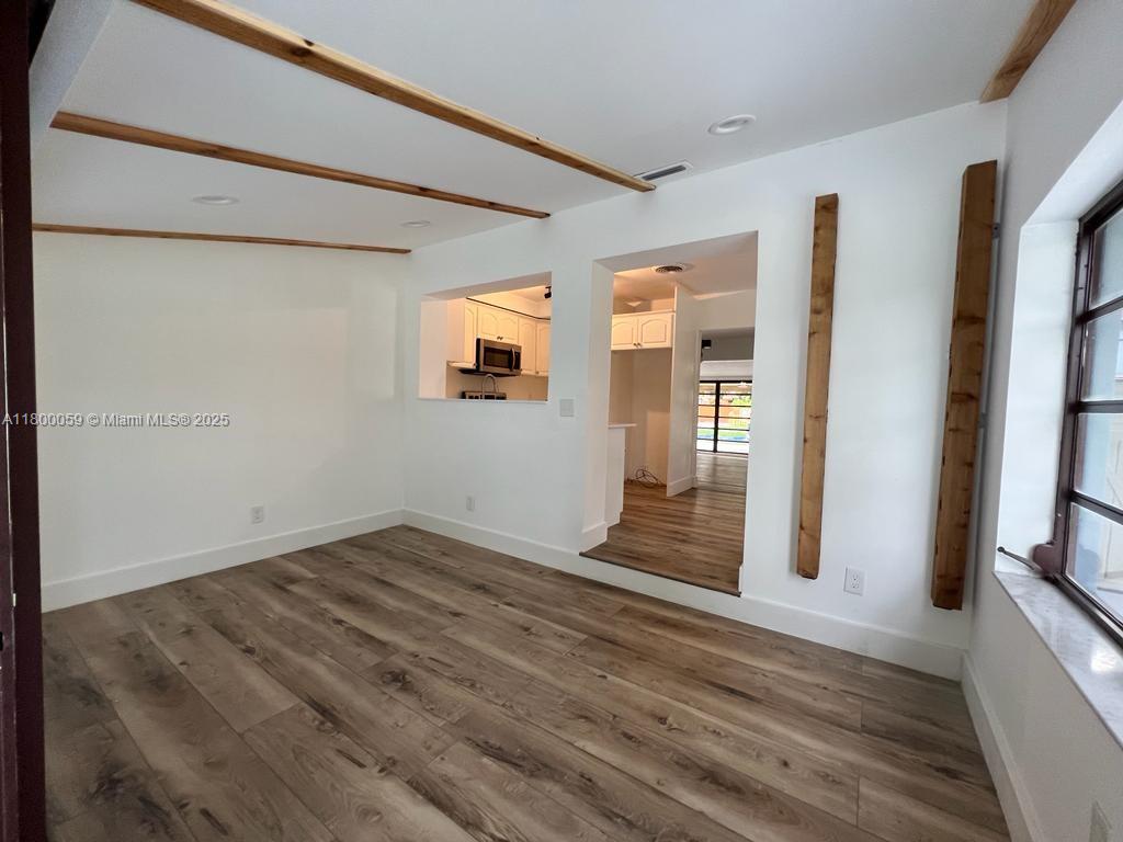 BISCAYNE GDNS SEC E PART - Residential