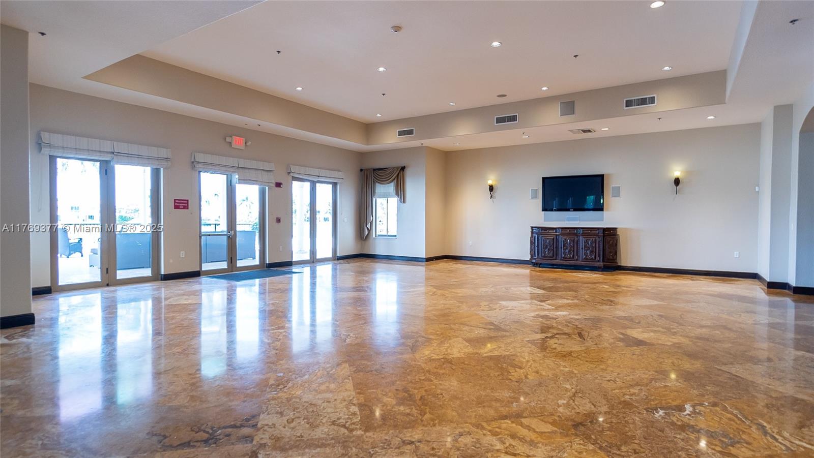 CUTLER CAY - Residential