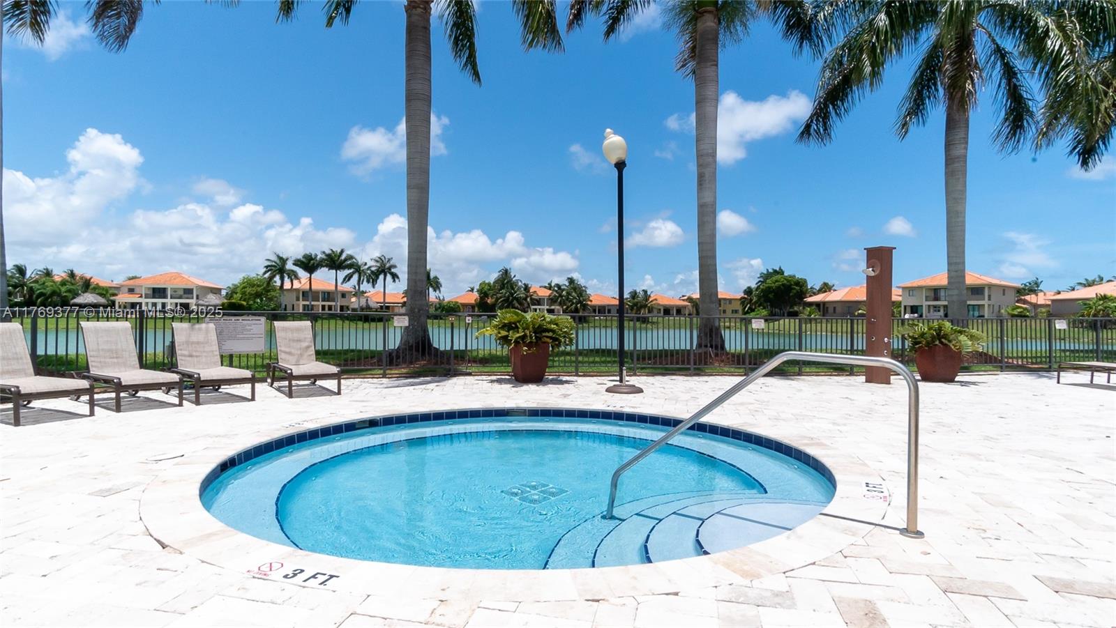 CUTLER CAY - Residential