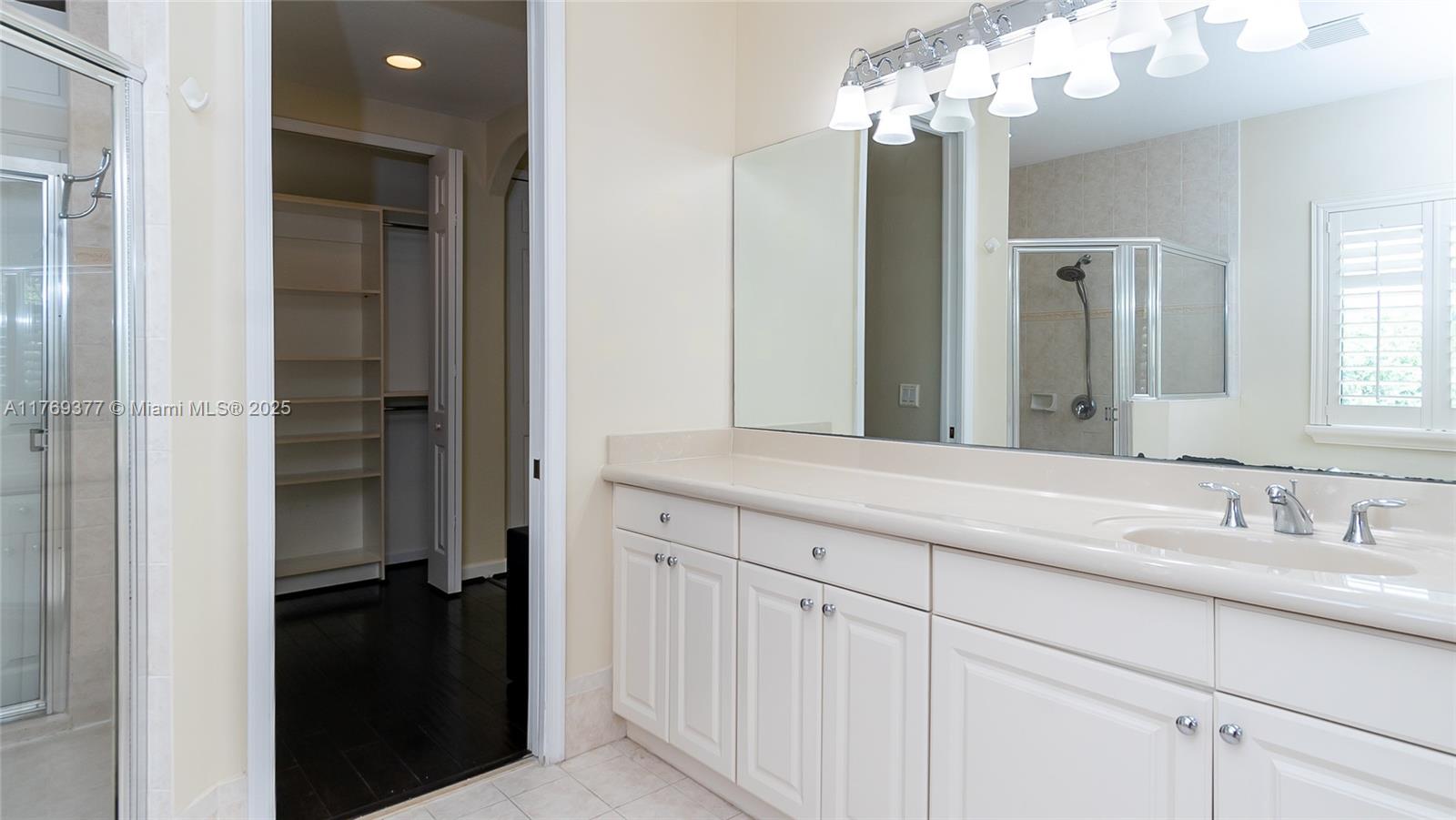 CUTLER CAY - Residential