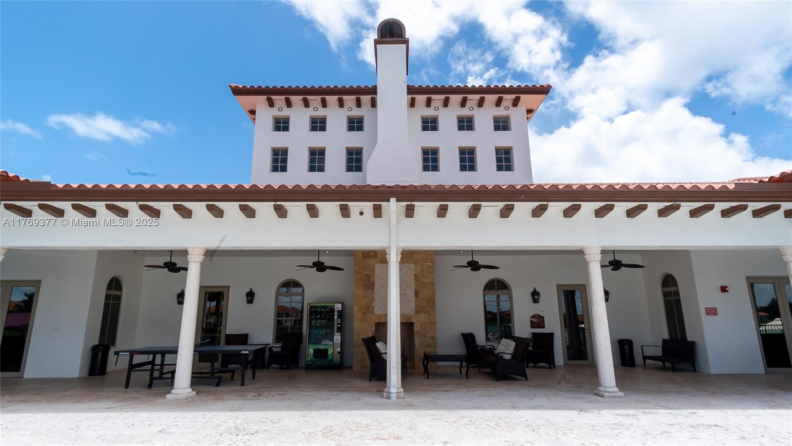 CUTLER CAY - Residential