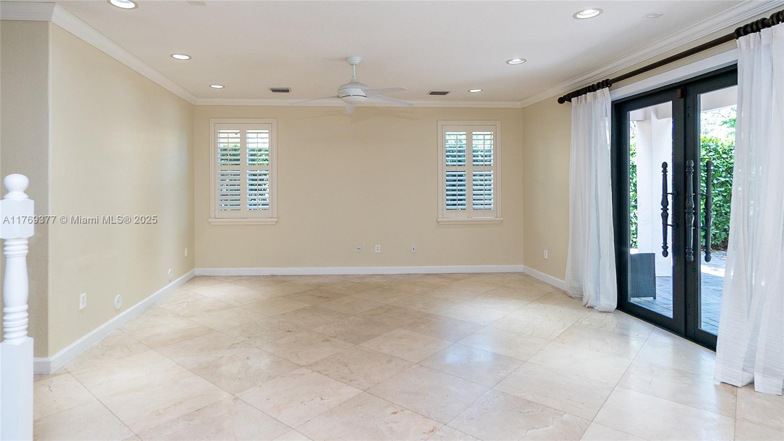 CUTLER CAY - Residential