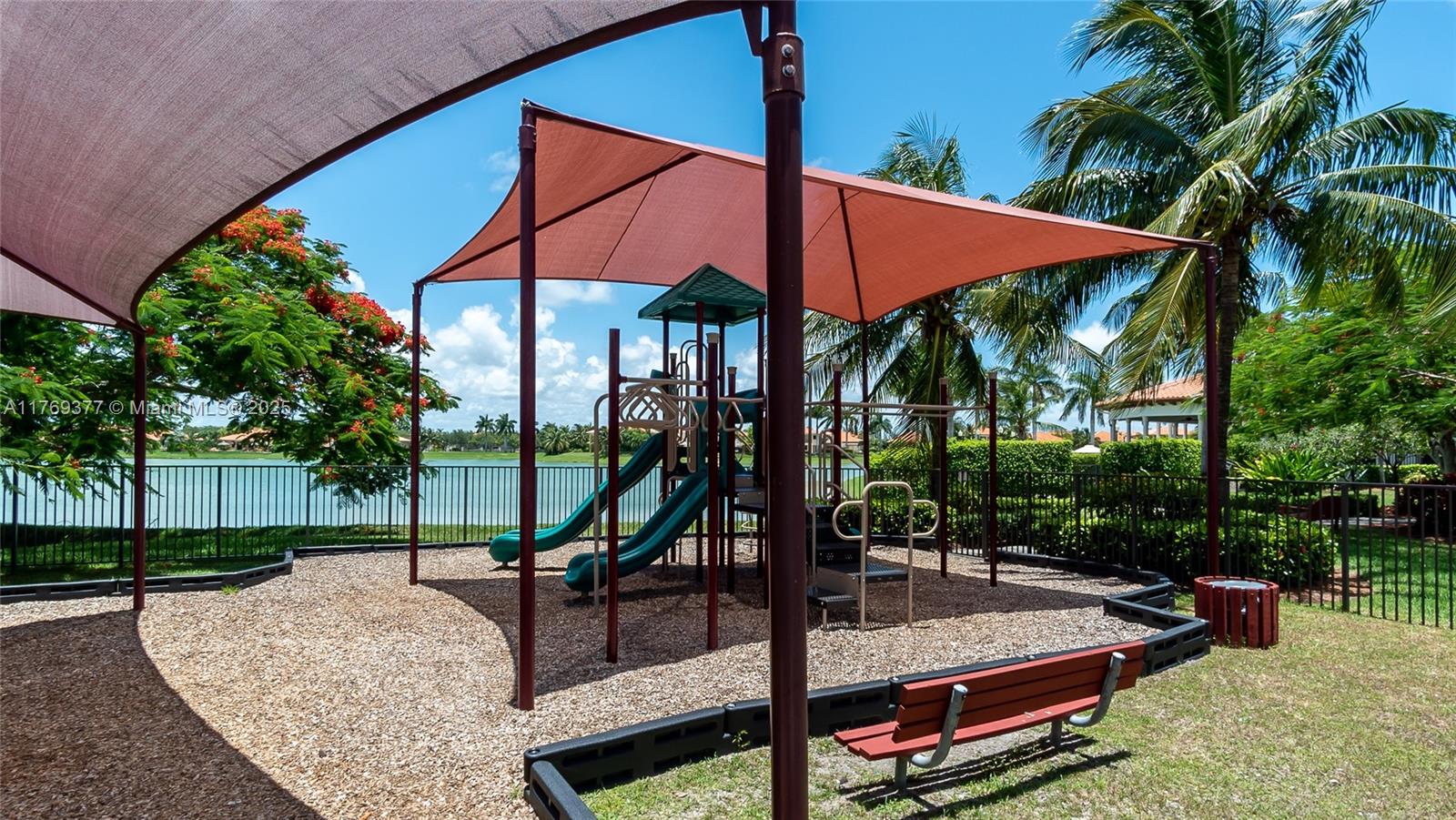 CUTLER CAY - Residential