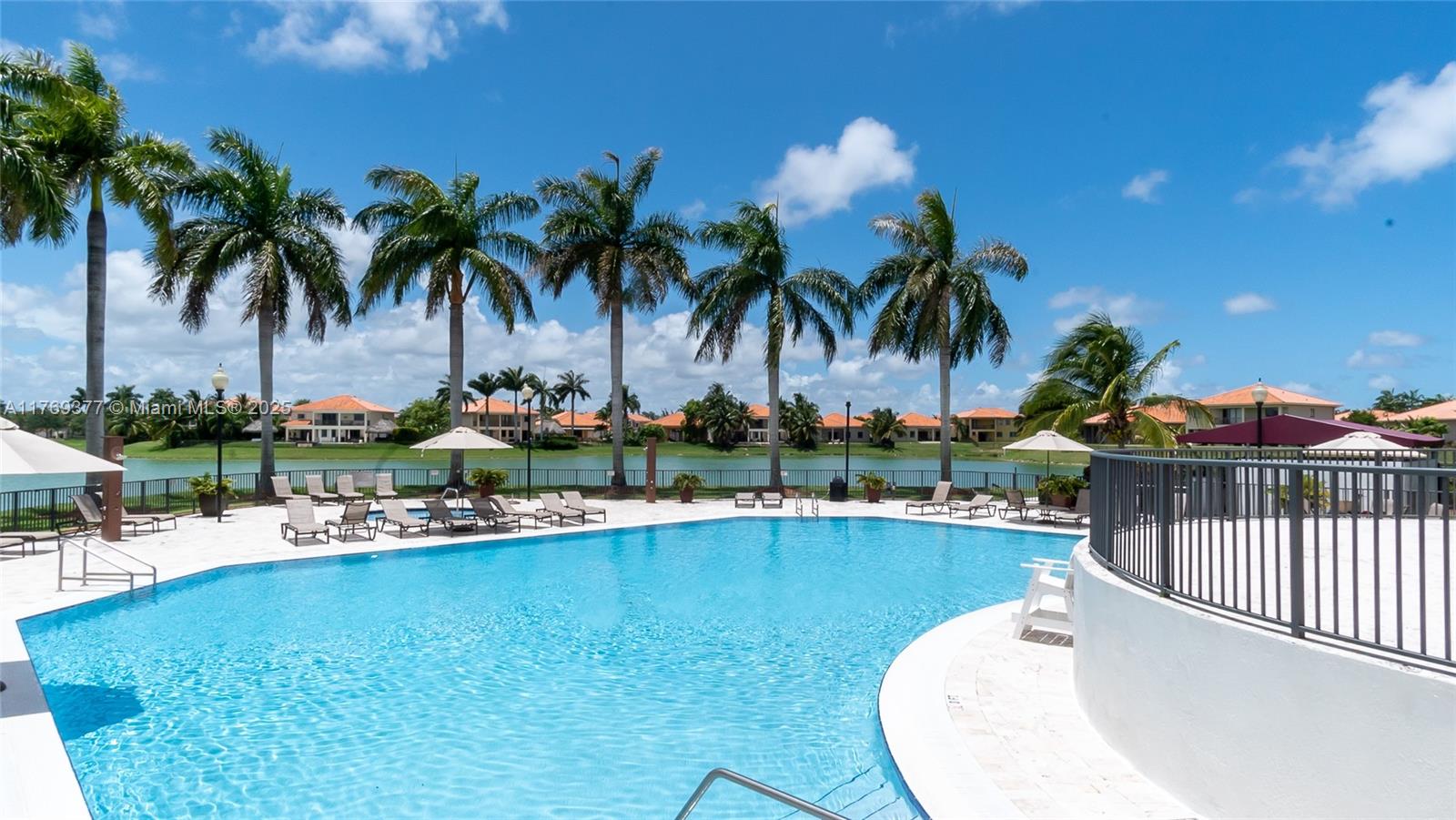 CUTLER CAY - Residential